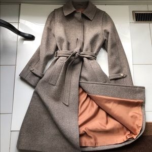 🥳 HOST PICK 🥳 🇬🇧 Vintage Aquascutum wool coat